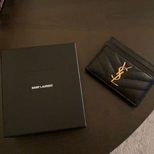 Very Like New! 100% Authentic YSL cardholder